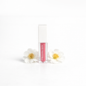 Rosy pink lip oil